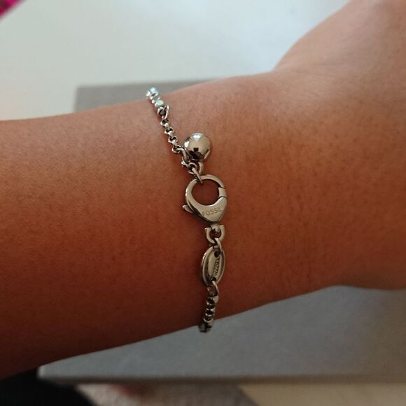 FOSSIL braded with crystals pave heart bracelet - Picture 8 of 9